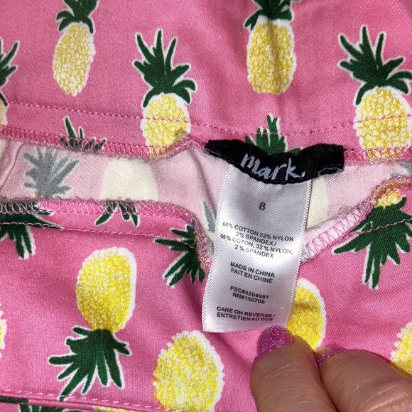 Pink and pineapples shorts - Picture 3 of 6